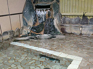 暦湯 露天風呂暦湯